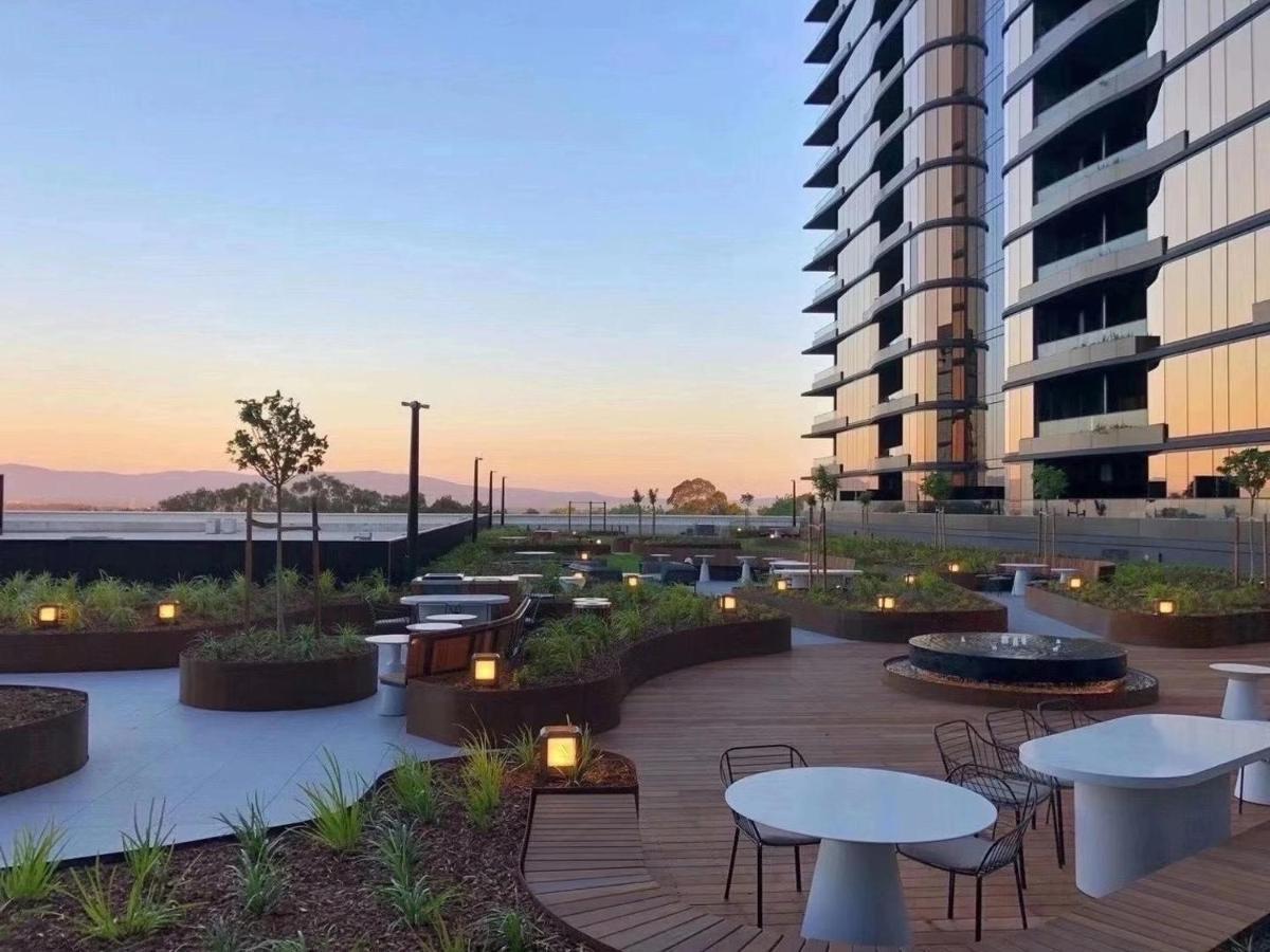 غلين وافرلي Skygarden Luxury Condo المظهر الخارجي الصورة
