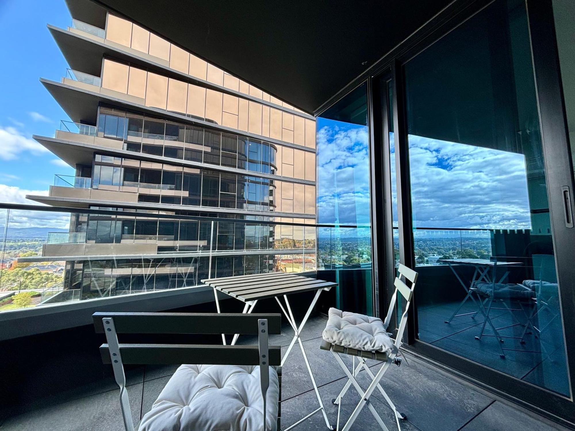 غلين وافرلي Skygarden Luxury Condo المظهر الخارجي الصورة